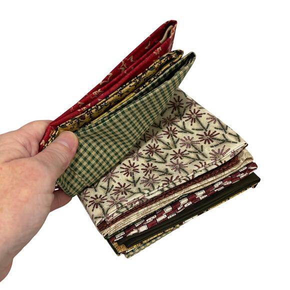 Fat quarters cotton fabric variety lot red tan green farmhouse country cottage - Picture 4 of 4